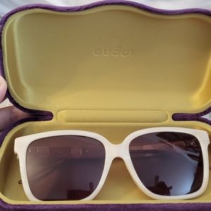Gorgeous Gucci oversized square sunglasses